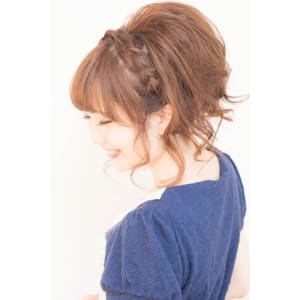 【hair coucou】ガーリーカールアップ