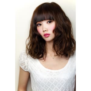 パッツン前髪ウェーブ