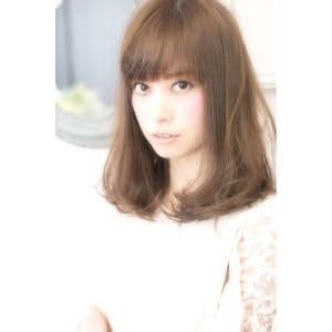 ゆるふわ内巻きセミロング