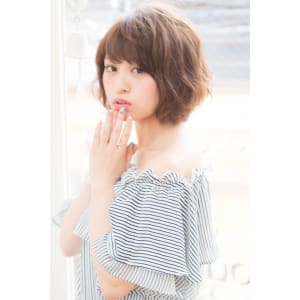 【hair coucou】人気のエアリーなショートボブ