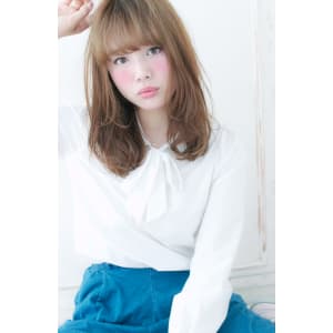 『cielbyafloat』ブルージュカラーの透明感セミディ