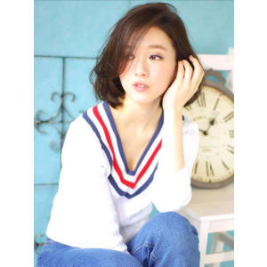 大人かわいい暗髪ショート