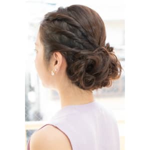 【hair coucou】ねじりロールアップ