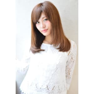 小顔レイヤーカット×美髪イルミナカラー