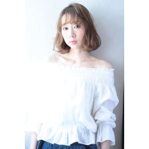 外国人風アッシュ×シースルーバングワンカールボブ