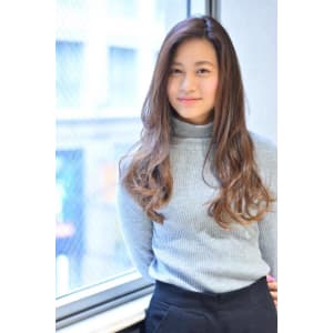 透明感×艶★外国人風アッシュグラデーション