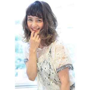 大人かわいい外国人風on眉★抜け感アッシュグラデーション