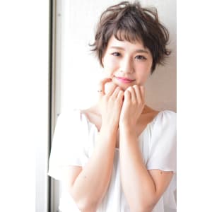 ベビーバング無造作くせ毛風マニッシュショート