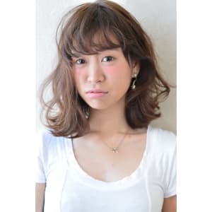 大人かわいい外ハネ♪外国人風ハイトーンダブルカラー鎖骨ミディ