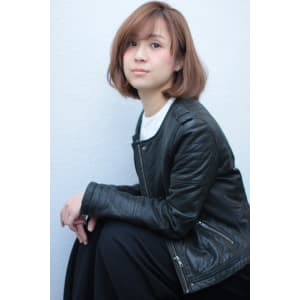 大人かわいいエッジモード抜け感ラウンドボブナチュラルセミディ