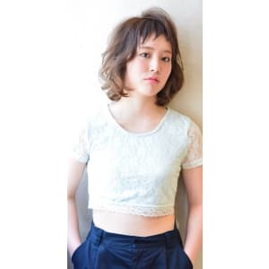 大人かわいい♪外国人風ハイトーンダブルカラー鎖骨ミディ
