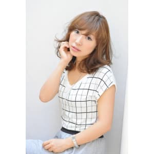 大人かわいいコケティッシュ★斜めバングウェービーセミディ