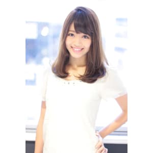 厚めバングナチュラルワンカール抜け感セミディ