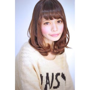 重めバングのクラシカルワンカール♪甘辛ウェービーボブ