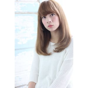 厚め＆重めバングのクラシカルヴィンテージアンニュイロング