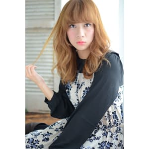 ウェービーエアリーカールのクラシカルセミディ