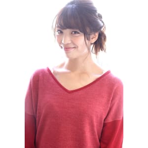 結婚式や二次会でも大丈夫！グラマラスなナチュラルルーズアップ
