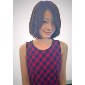 大人かわいい♪ラブ＆ナチュラルなワンカール前下がりボブ