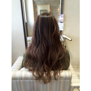 外国人風抜け感ハイライト×グラデーション