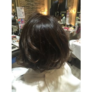 艶＋透明感☆重く見え過ぎない暗美髪