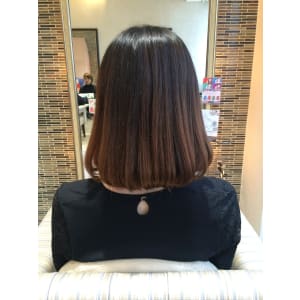 クラシカルワンカールボブ×艶髪キュートグラデーション