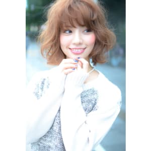 ルーズなエアリーカールの甘辛ウェービーフェミニン大人ボブ♪