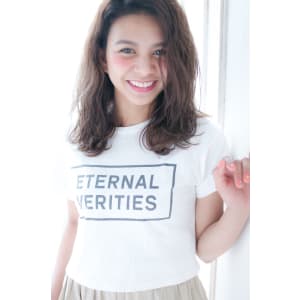 『cielbyafloat』くせ毛を活かしたかき上げミディ