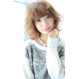 エアリーカールのルーズな甘辛ウェービーフェミニン大人ボブ♪ - trico 心斎橋店【トリコ】掲載中