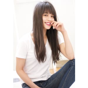 透明感ブルージュカラーのラフストレートロング
