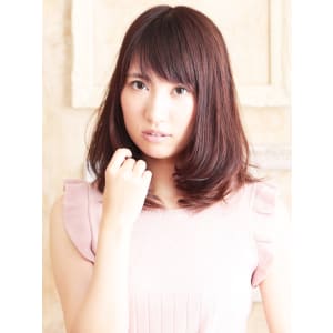 柔らかの質感と軽さのバングが今季のトレンドヘアー★