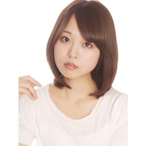 とろけそうな笑顔が似合うフェミニンなメルティミディ