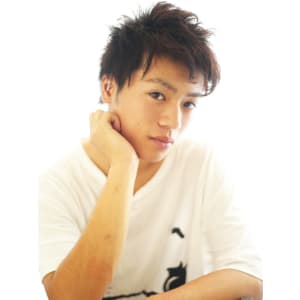 少年ぽさを残しつつ、落ち着きを与えた今旬パーマヘアー - hair ARKS 上大岡店【ヘアーアークス】掲載中