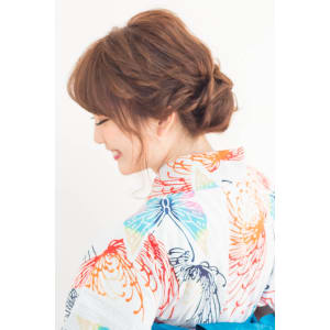 結婚式　二次会　ブライダルウェディングパーティーのヘアアレン