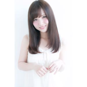 顔周りで小顔に見せるストレートセミロング【H-281】
