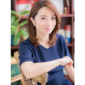 ストレートミディで美人度ＵＰ♪