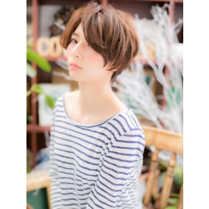 ドライな質感☆やわふわショートボブ