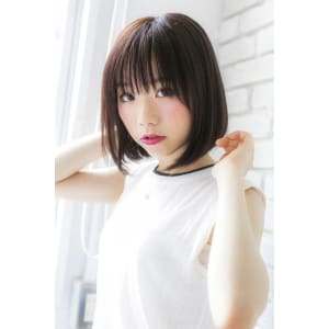 シャイニーストレート【池袋】