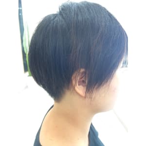 2ブロック デザインカット - Hair VERDE【ヘアー ヴェルデ】掲載中