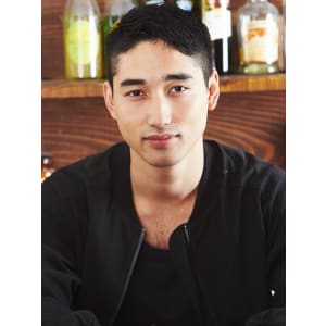ツーブロ×アップバングで作るヘアスタイル【相模大野】