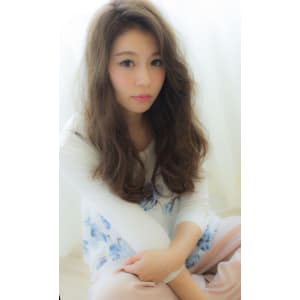 名古屋で1番パーマが上手いスタイリスト