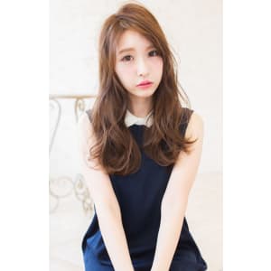 大人可愛いゆる巻きロング