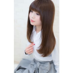 可愛いプラチナストレートby今井