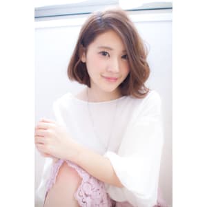 【LOUIMADNA】エアリー感のある艶髪ストレート　