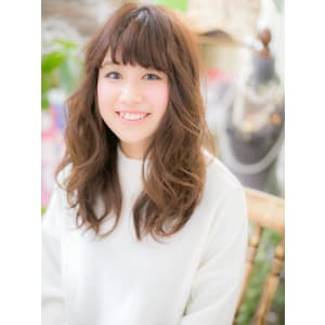 可愛さと大人っぽさ☆セミディ