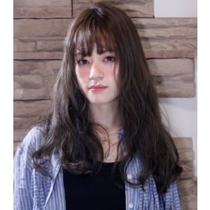 透け感たっぷりロングスタイル - HAIR MAKE MALUNA 大通店【マルナ】掲載中
