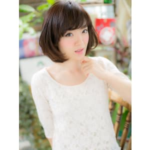 フェミニンボブ