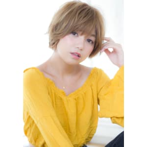 大人女子のカジュアルショート