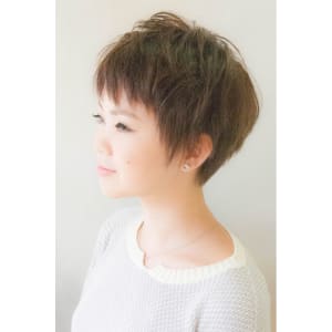 カジュアルショート