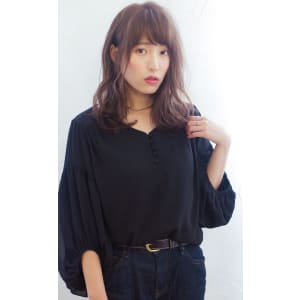 自然なくせ毛風パーマのセミディ　Tー２２８