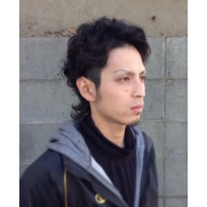 襟足外ハネメンズパーマ